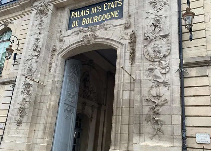 Le Saint Fiacre - Homillesime Lägenhet Dijon